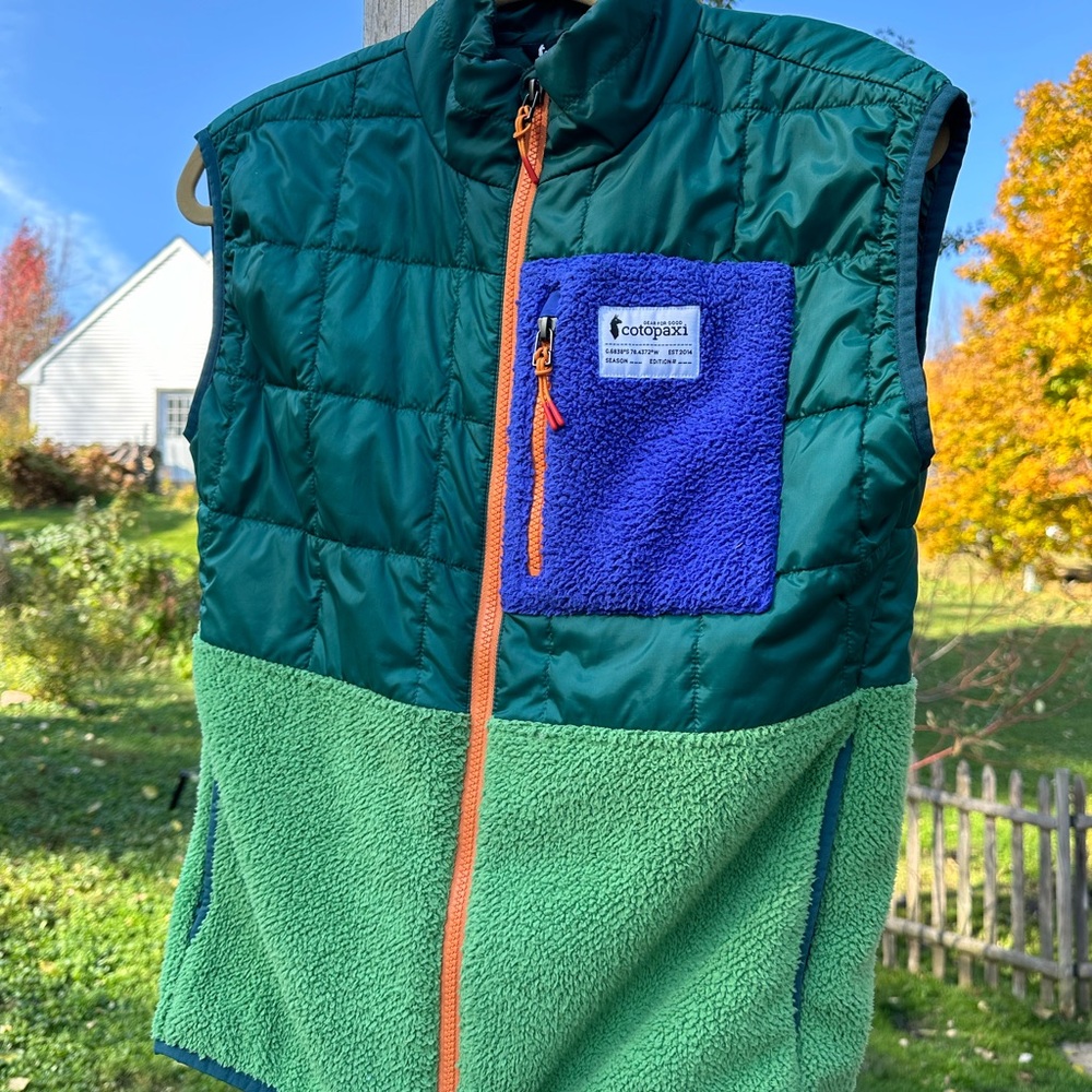 Cotopaxi Vest